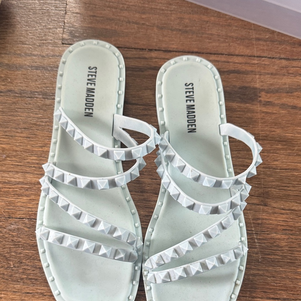 Steve Madden White Pyramid Studded Sandals